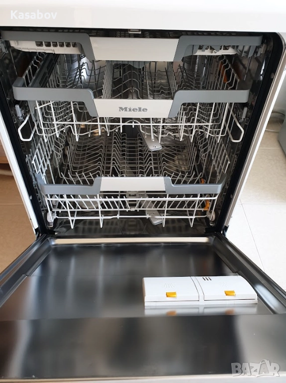 Съдомиялна Miele - Auto Open - 14 Комплекта - Свободностояща, снимка 1