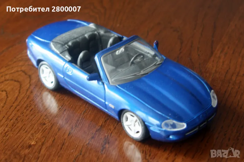 Maisto. Jaguar XK8. 1/24. Made in Thailand., снимка 1