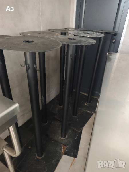 Коктейлна маса ,метална стойка, снимка 1