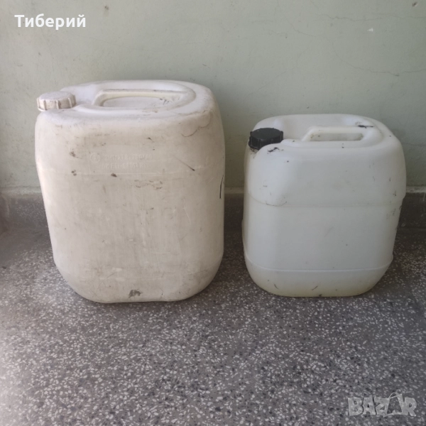 Пластмасови бидони, снимка 1