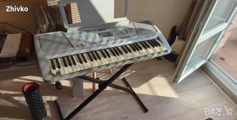 Синтезатор Yamaha PSR 290 С ДЕФЕКТ (с включена стойка), снимка 1
