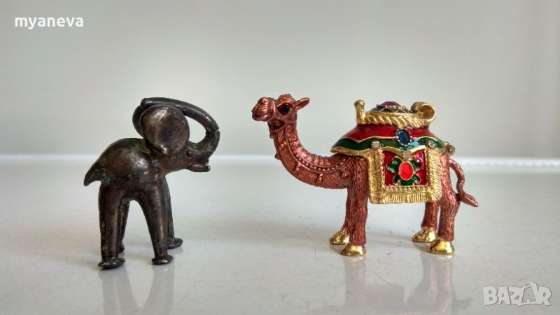 Метални фигурки на камила и слон. , снимка 1