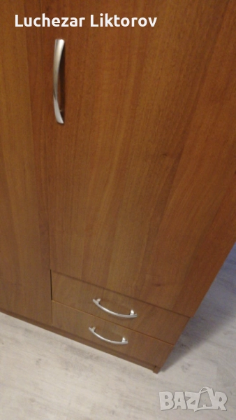 Трикрилни гардероби с надстройки. Цена 170лв.за брой., снимка 1