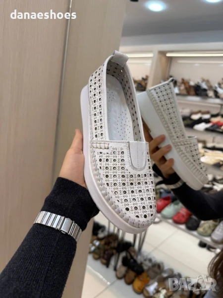 Дамски обувки от естествена кожа с перфорация , снимка 1