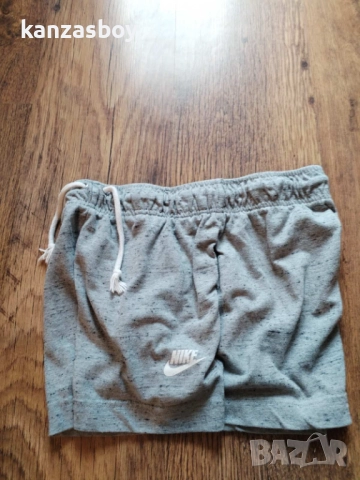 Nike Gym Vintage - страхотни дамски шорти С, снимка 4 - Спортни екипи - 51750100
