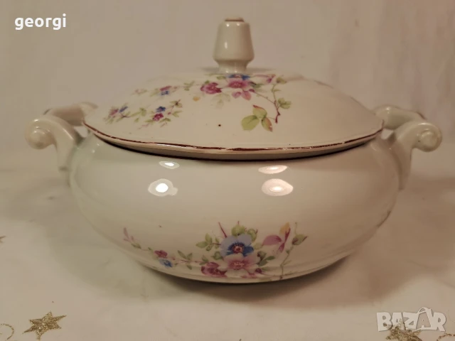 стар български порцеланов супник Китка Нови пазар 1956г.       26/2, снимка 2 - Аксесоари за кухня - 50677305