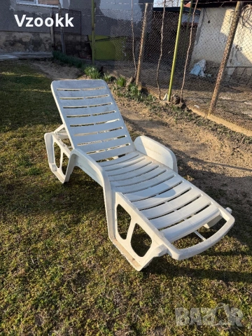 Шезлонги и масички