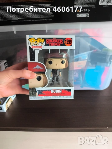 Funko pop stranger things Robin , снимка 8 - Фигурки - 53517689