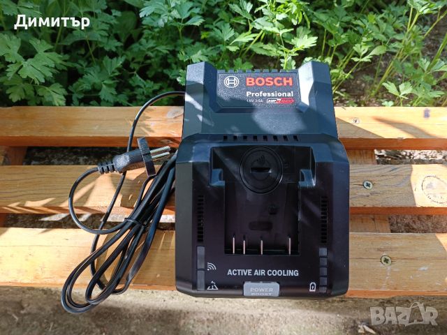 Bosch GAL 18V-160 C зарядно устройство , снимка 1 - Винтоверти - 46118268