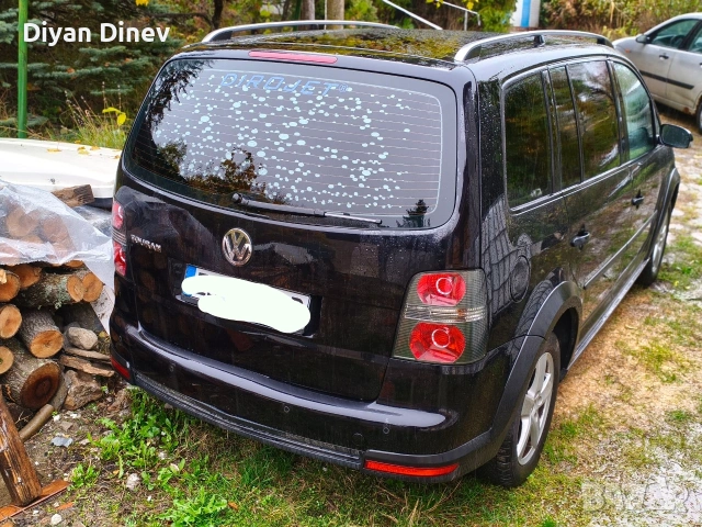 WV Touran, снимка 2 - Автомобили и джипове - 52570942