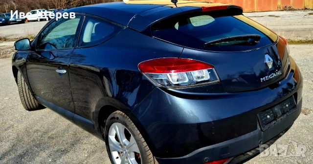 Renault Megane 2.0 Turbo , снимка 9 - Автомобили и джипове - 53752819