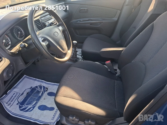 Киа Рио,1.4 Бензин, снимка 7 - Автомобили и джипове - 53254327