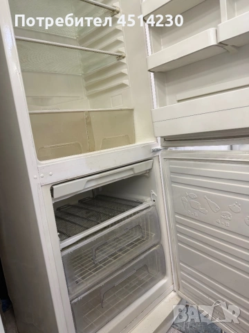 Хладилник SANG с долен фризер 185 см на 60 см в добро състояние, снимка 4 - Хладилници - 53830476