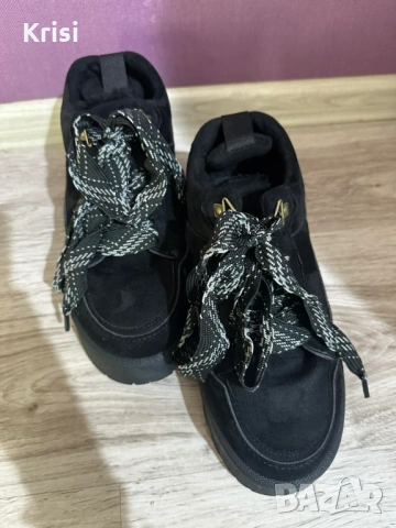 Дамски ватирани кецове, снимка 4 - Кецове - 53941632