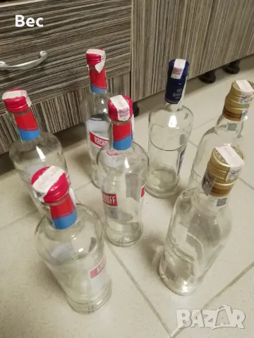 Продавам стъклени бутилки, снимка 3 - Буркани, бутилки и капачки - 50025491
