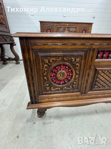 Спалня и едно нощтно шкафче от дъбов масив, снимка 4 - Спални и легла - 53730731