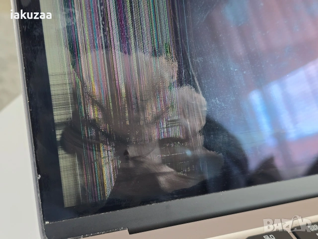 MacBook air 2020 A2179 цял за ремонт, снимка 4 - Лаптопи за игри - 53654972