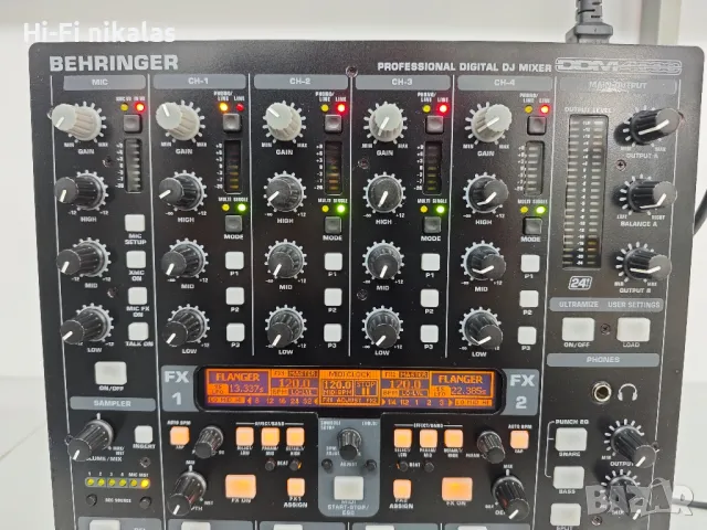 професионален мишпулт миксер с ефекти BEHRINGER DDM4000 DJ, снимка 6 - Ресийвъри, усилватели, смесителни пултове - 47062440