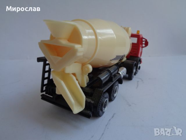 WELLY MAN MERCEDES БЕТОНОВОЗ КОЛИЧКА КАМИОН МОДЕЛ, снимка 4 - Колекции - 46531092