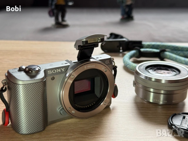 Sony Alpha A5000 + 16-50mm OSS, снимка 13 - Фотоапарати - 46135517