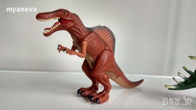 Jurassic World , Джурасик свят , динозаври със светлина и звук. , снимка 6 - Фигурки - 45657828