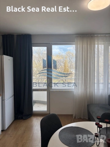 Продава ТРИСТАЕН с включено подземно паркомясто, Колхозен пазар, снимка 2 - Апартаменти - 54209641