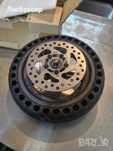 Колесен възел заден за електрически скутер, Jormftte, главина 8,5 инча, спирачен диск 120 мм, снимка 3 - Скутери и тротинетки - 53364860