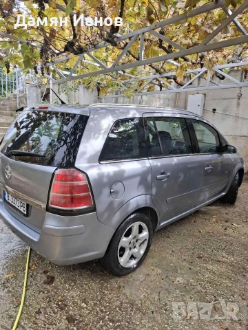 Продавам Опел Зафира 1,8 бензин, 6+1 места, снимка 13 - Автомобили и джипове - 53072136