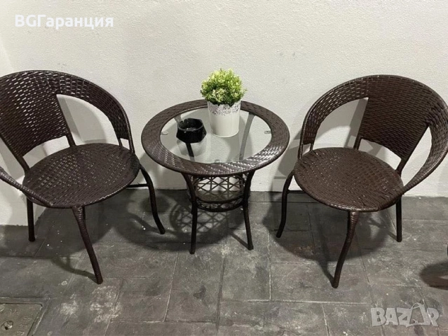 Комплект два стола с маса в ново състояние, снимка 7 - Други стоки за дома - 51996474