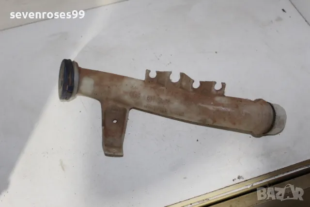 Гърловина казанче чистачки Ситроен Берлинго 1 1998 1.9d Citroen Berlingo 1 9621010580