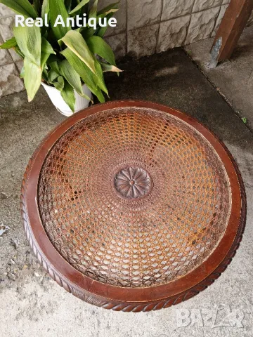 Уникална антикварна английска масичка Чипъндейл от масив и ратан , снимка 5 - Антикварни и старинни предмети - 49683512