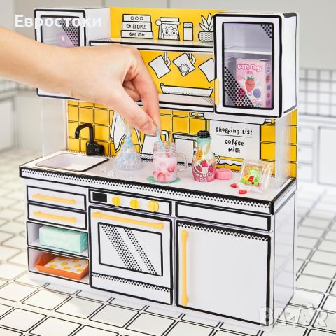 Минивселената на MGA Make It Mini Kitchen, Кухненски комплект за игра, с UV светлина., снимка 5 - Играчки за стая - 45935711