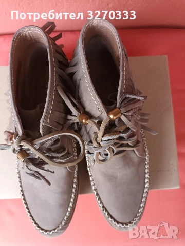 Дамски боти UGG , снимка 4 - Дамски боти - 53582312