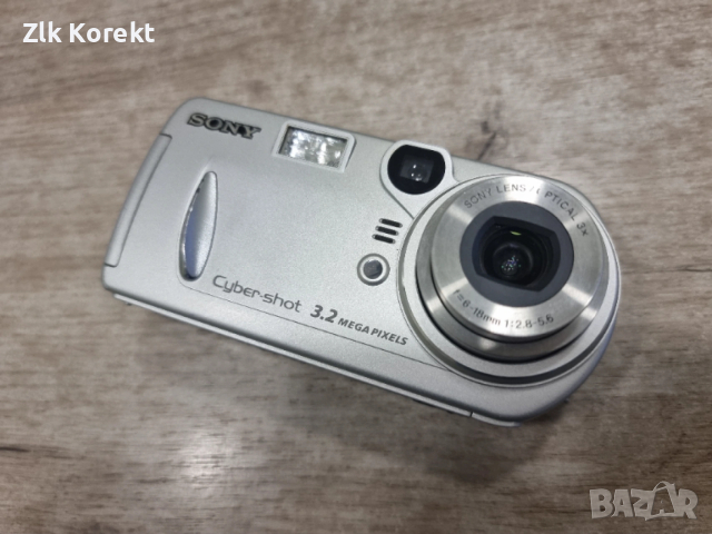 Фотоапарат Sony Cybershot DSC-P72 , снимка 2 - Фотоапарати - 54269455