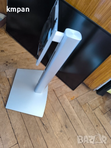 Монитор за части Dell UltraSharp U2722DE, снимка 2 - Монитори - 51722505