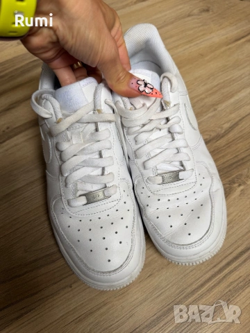 Оригинални бели кецове Nike Air Force 1 ! 39 н, снимка 2 - Кецове - 53571665