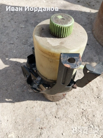 Хидравлична помпа за Seat Ibiza III 6L 1.2 i, снимка 2 - Части - 53753407