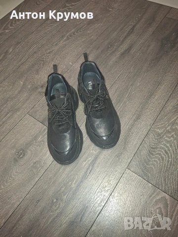 НОВИ Дамски обувки номер 39