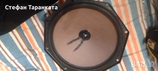 Мидбасов говорител Phillips 