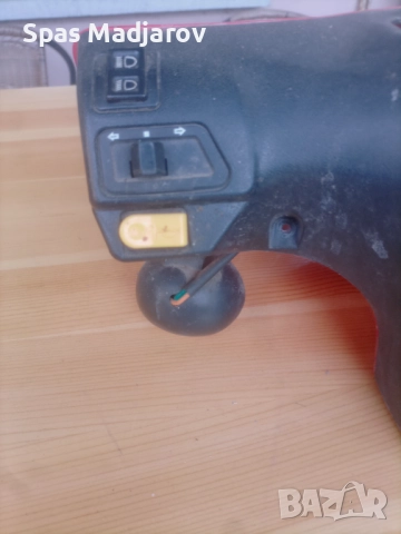 Части за скутер - калник, мигачи, копчета, капачка за резервоар , снимка 4 - Части - 51501019