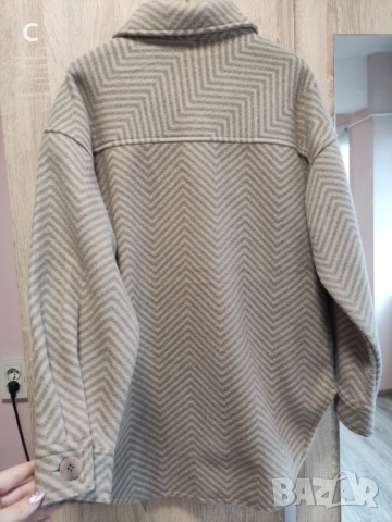 Дамско яке тип риза в отлично състояние S р-р , снимка 2 - Якета - 53370003