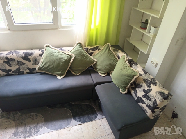 Красив ьглов с подарьк вьзглавници