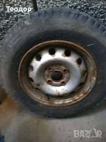 Продавам железни джанти за Форд Фиеста , снимка 9 - Гуми и джанти - 50803424