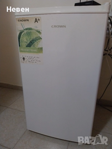 хладилник с фризер , снимка 2 - Хладилници - 51857271