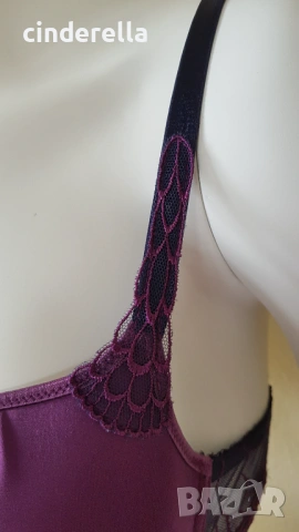 Сутиен 70C лилав гладък, с банел, T-shirt модел, Chantelle, снимка 4 - Бельо - 53896646