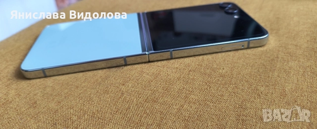 Samsung Z Flip 5 , снимка 4 - Samsung - 52476418
