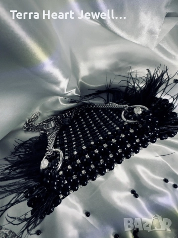 Дамска чанта от перли кристали и пера , снимка 12 - Чанти - 52502138