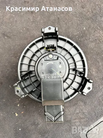 Вентилатори на парното за Тойота аурис. AV272700-5151