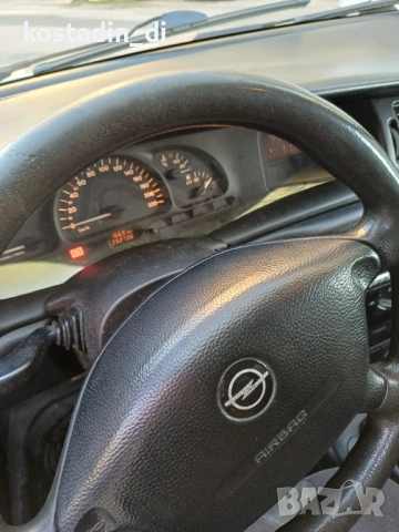 Продавам опел вектра, снимка 9 - Автомобили и джипове - 53771623