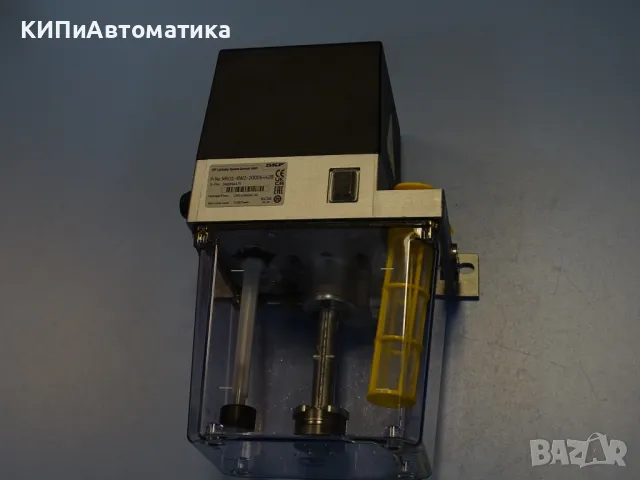 Смазочна станция SKF MKU1-KW2-20006+428 2L lubrication pump 230V/50-60Hz, снимка 1 - Резервни части за машини - 47674011